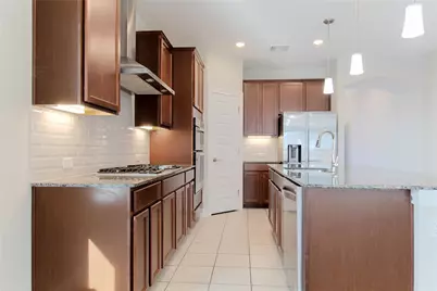 109 Yellow Thistle Cove, Georgetown, TX 78626 - Photo 5