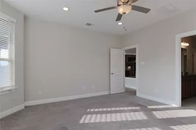 109 Yellow Thistle Cove, Georgetown, TX 78626 - Photo 17