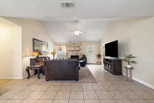 22305 Shotts Dr, Spicewood, TX 78669 - Photo 17