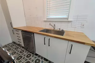 306 W 42nd St, Austin, TX 78751 - Photo 17