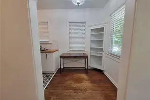 306 W 42nd St, Austin, TX 78751 - Photo 11