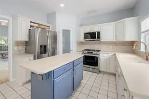 8106 Miller Falls Dr, Round Rock, TX 78681 - Photo 11