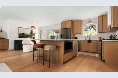 5504 Mapleleaf Drive, Austin, TX 78723 - Photo 11