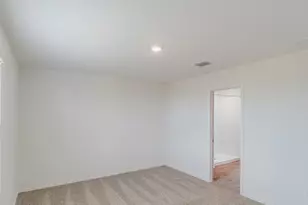 110 Schuenemann Wy, Kyle, TX 78640 - Photo 9