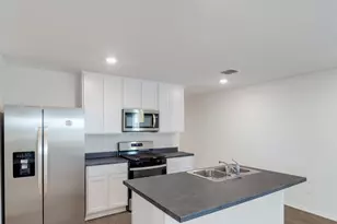 110 Schuenemann Wy, Uhland, TX 78640 - Photo 5