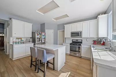 1517 Natural Bridge Lane, Pflugerville, TX 78660 - Photo 5