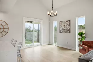 6313 Bristol Cir, Austin, TX 78723 - Photo 9
