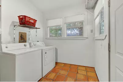 223 N Bishop Street, San Marcos, TX 78666 - Photo 23