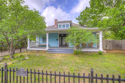 223 N Bishop Street, San Marcos, TX 78666 - Photo 17