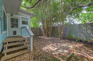 223 N Bishop St, San Marcos, TX 78666 - Photo 25