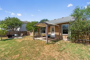 303 Almquist St, Hutto, TX 78634 - Photo 21