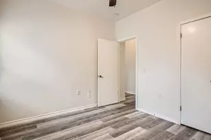 6102 Reicher Dr, Austin, TX 78723 - Photo 23