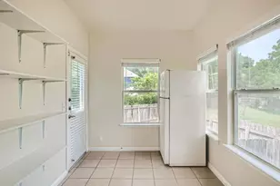 6102 Reicher Dr, Austin, TX 78723 - Photo 13