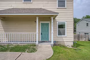6102 Reicher Dr, Austin, TX 78723 - Photo 3