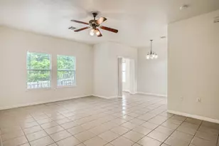 6102 Reicher Dr, Austin, TX 78723 - Photo 7