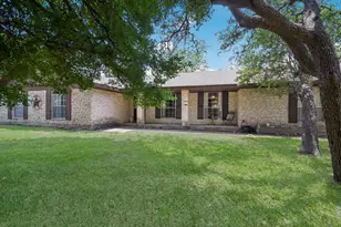 301 Navajo Trail, Georgetown, TX 78633 - Photo 17