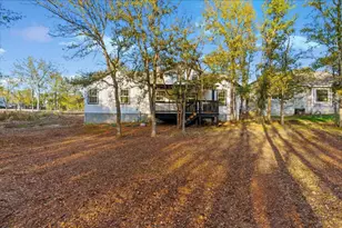 105 E Keomuku Ln, Bastrop, TX 78602 - Photo 21