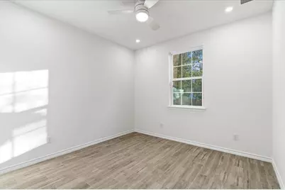 105 E Keomuku Lane, Bastrop, TX 78602 - Photo 15