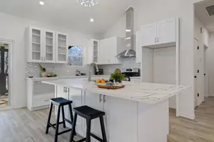 105 E Keomuku Ln, Bastrop, TX 78602 - Photo 9