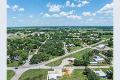 312 Holcombe Drive, Lexington, TX 78947 - Photo 25