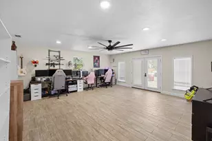 312 Holcombe Dr, Lexington, TX 78947 - Photo 17
