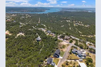 8609 Nina Lane, Jonestown, TX 78645 - Photo 37