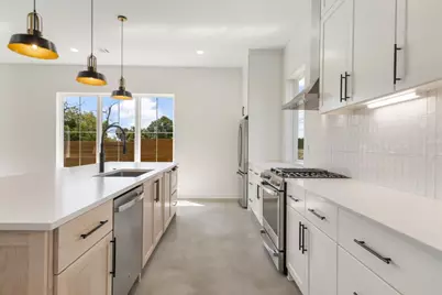 8609 Nina Lane, Jonestown, TX 78645 - Photo 7