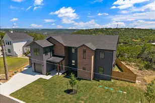 8609 Nina Ln, Jonestown, TX 78645 - Photo 35