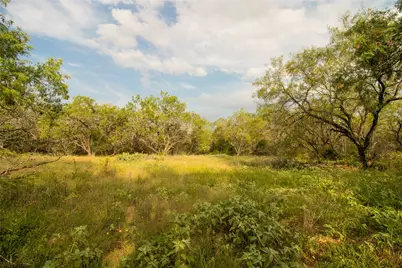 862 Dowdy Road, Seguin, TX 78155 - Photo 11