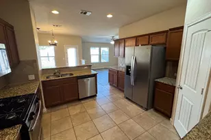 424 Langely, Kyle, TX 78640 - Photo 3