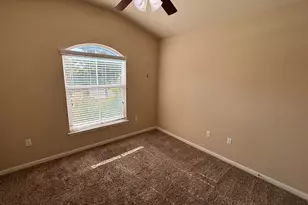 424 Langely, Kyle, TX 78640 - Photo 9