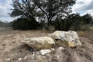 409 Spicewood Trails Dr, Spicewood, TX 78669 - Photo 3