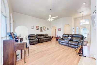 1610 Meadow Lane, Lockhart, TX 78644 - Photo 13