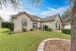 1610 Meadow Ln, Lockhart, TX 78644 - Photo 1