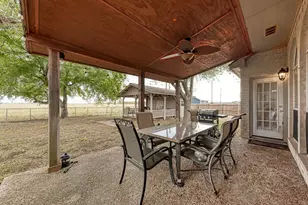 1610 Meadow Ln, Lockhart, TX 78644 - Photo 31