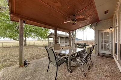 1610 Meadow Lane, Lockhart, TX 78644 - Photo 31