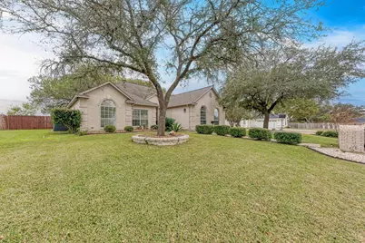 1610 Meadow Lane, Lockhart, TX 78644 - Photo 5