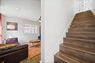 739 Pear St, Lockhart, TX 78644 - Photo 17