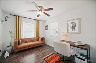 739 Pear St, Lockhart, TX 78644 - Photo 21