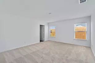 3940 Prairie Crk, New Braunfels, TX 78132 - Photo 11