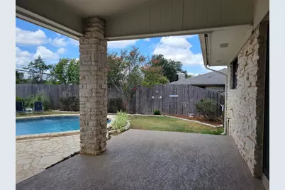 2008 Meadow Brook Drive, Round Rock, TX 78664 - Photo 13