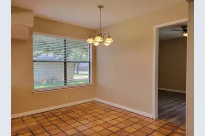 2008 Meadow Brook Drive, Round Rock, TX 78664 - Photo 9