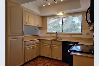 2008 Meadow Brook Drive, Round Rock, TX 78664 - Photo 5