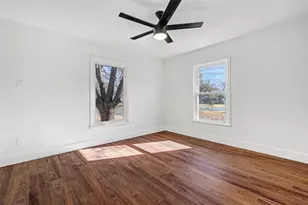 905 E 55th 1/2 St, Austin, TX 78751 - Photo 29