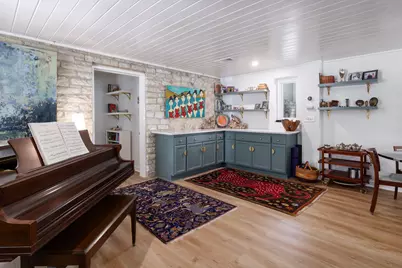 4201 Wilshire Parkway, Austin, TX 78722 - Photo 11