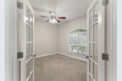 1049 Sussex Way, Round Rock, TX 78665 - Photo 11