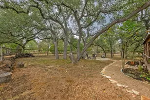 188 Broken Lance Dr, Dripping Springs, TX 78620 - Photo 31