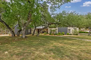 188 Broken Lance Dr, Dripping Springs, TX 78620 - Photo 3