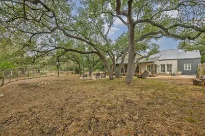 188 Broken Lance Drive, Dripping Springs, TX 78620 - Photo 31