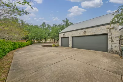 188 Broken Lance Drive, Dripping Springs, TX 78620 - Photo 5